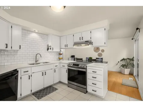 5609 Nw 179th Avenue Portland OR 97229