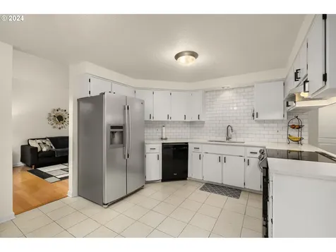 5609 Nw 179th Avenue Portland OR 97229