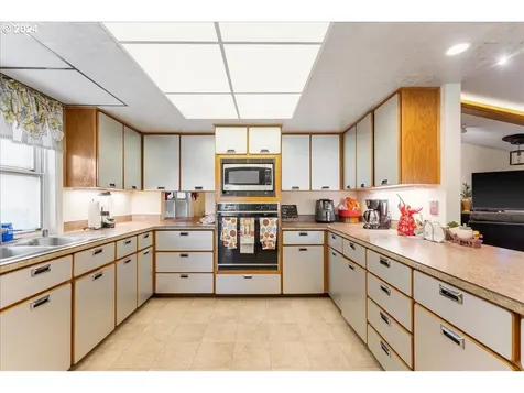 3001 SE Balboa Drive Vancouver WA 98683