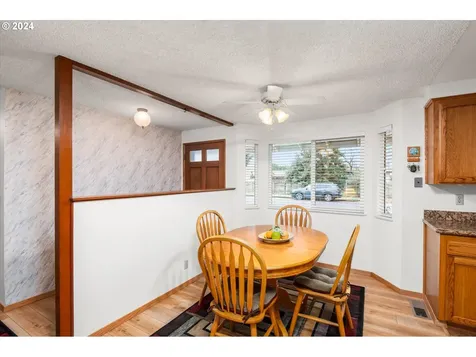 2301 Willona Drive Eugene OR 97408