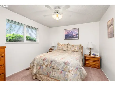2301 Willona Drive Eugene OR 97408