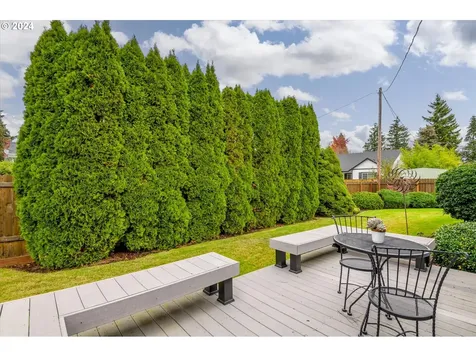 2301 Willona Drive Eugene OR 97408