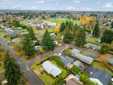 2301 Willona Drive Eugene OR 97408