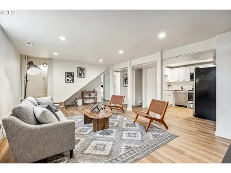 5121 Se 136th Avenue Portland OR 97236