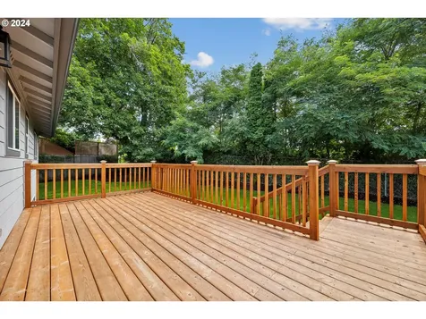 5121 Se 136th Avenue Portland OR 97236
