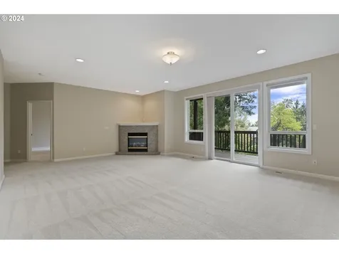 2250 Crestview Drive West Linn OR 97068