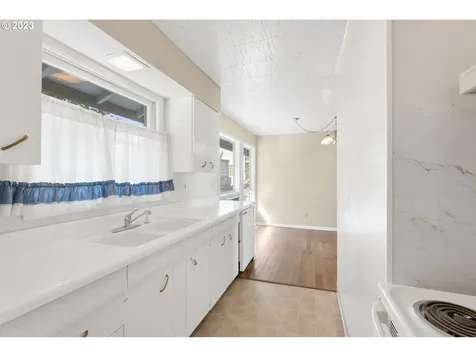 477 Nw Chesser Road Stevenson WA 98648