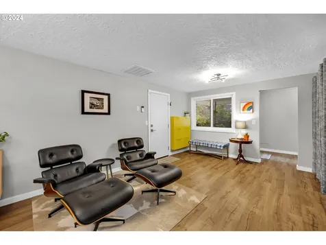 4511 Ne 25th Court Vancouver WA 98663