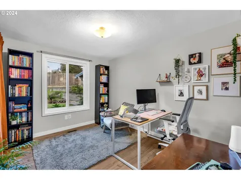 4511 Ne 25th Court Vancouver WA 98663