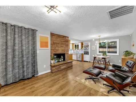 4511 Ne 25th Court Vancouver WA 98663
