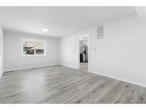 6802 Se 84th Avenue Portland OR 97266