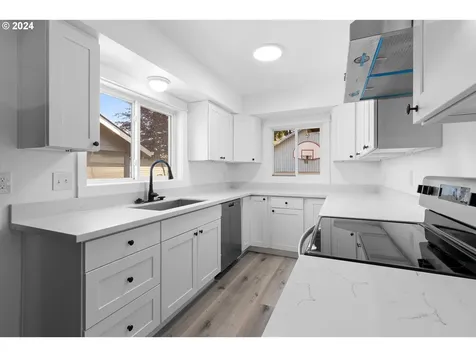 6802 Se 84th Avenue Portland OR 97266