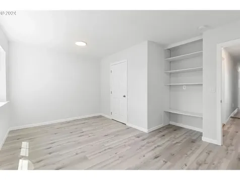 6802 Se 84th Avenue Portland OR 97266