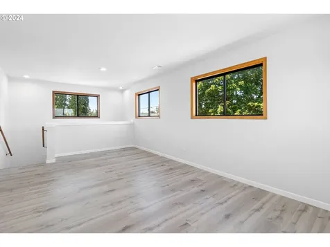 6802 Se 84th Avenue Portland OR 97266
