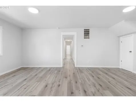 6802 Se 84th Avenue Portland OR 97266
