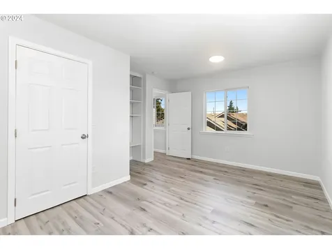 6802 Se 84th Avenue Portland OR 97266