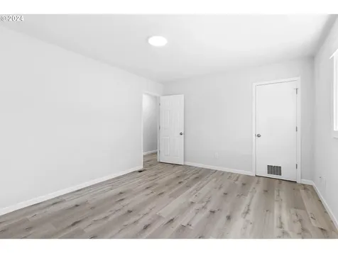 6802 Se 84th Avenue Portland OR 97266