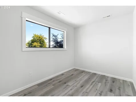 6802 Se 84th Avenue Portland OR 97266
