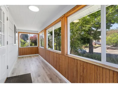 6802 Se 84th Avenue Portland OR 97266