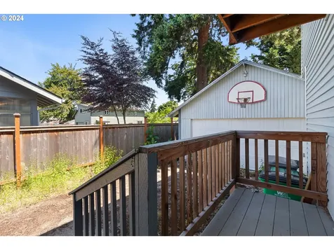 6802 Se 84th Avenue Portland OR 97266