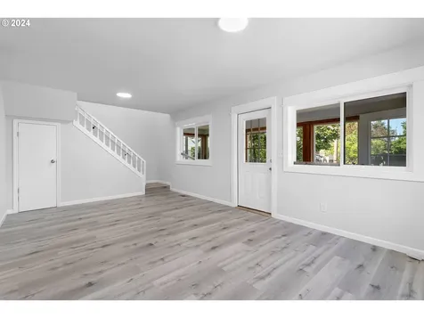 6802 Se 84th Avenue Portland OR 97266
