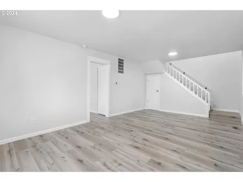 6802 Se 84th Avenue Portland OR 97266