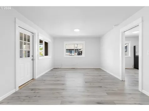 6802 Se 84th Avenue Portland OR 97266