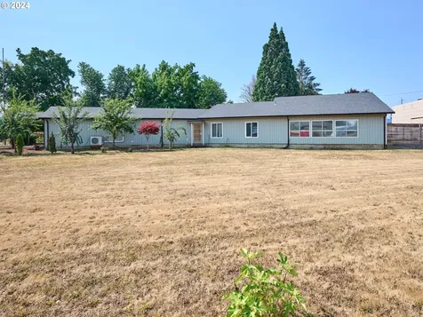 1480 NE Laurel Avenue Woodburn OR 97071