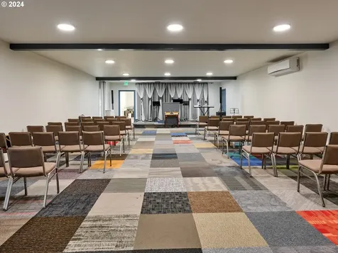 1480 NE Laurel Avenue Woodburn OR 97071