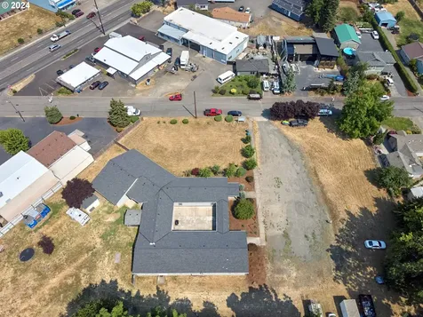 1480 NE Laurel Avenue Woodburn OR 97071
