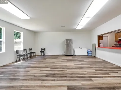 1480 NE Laurel Avenue Woodburn OR 97071