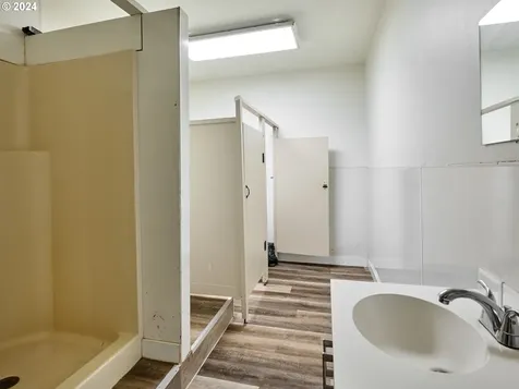 1480 NE Laurel Avenue Woodburn OR 97071