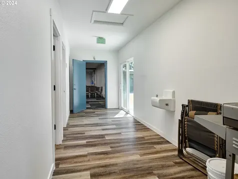 1480 NE Laurel Avenue Woodburn OR 97071