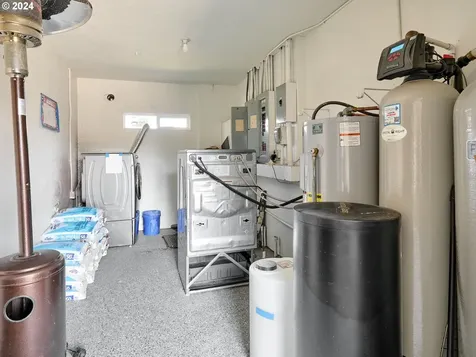 1480 NE Laurel Avenue Woodburn OR 97071