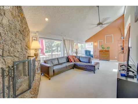 16015 Ne 33rd Avenue Ridgefield WA 98642
