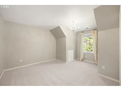 16219 White Oaks Drive Lake Oswego OR 97035