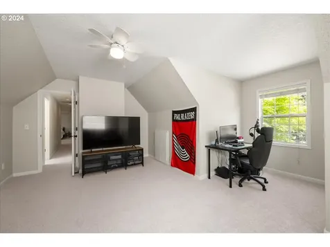 16219 White Oaks Drive Lake Oswego OR 97035