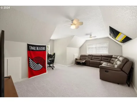 16219 White Oaks Drive Lake Oswego OR 97035