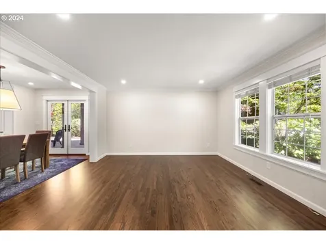 16219 White Oaks Drive Lake Oswego OR 97035