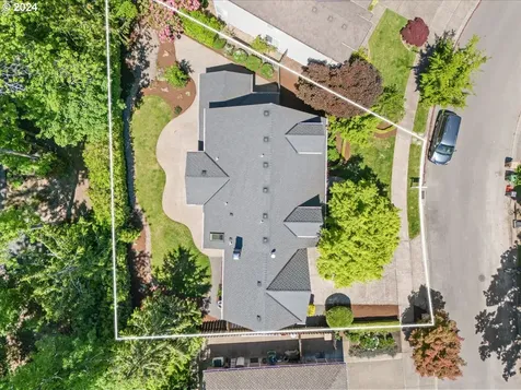 16219 White Oaks Drive Lake Oswego OR 97035