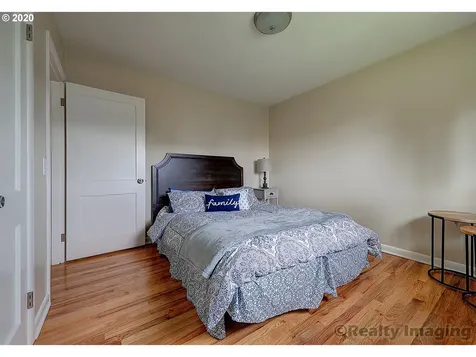 1217 NE 69th Avenue Portland OR 97213