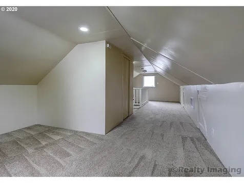 1217 NE 69th Avenue Portland OR 97213