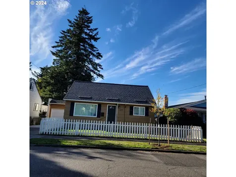 1217 NE 69th Avenue Portland OR 97213