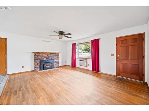 3210 I Street Washougal WA 98671