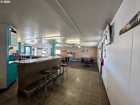 274 NW Front Street Prairie City OR 97869