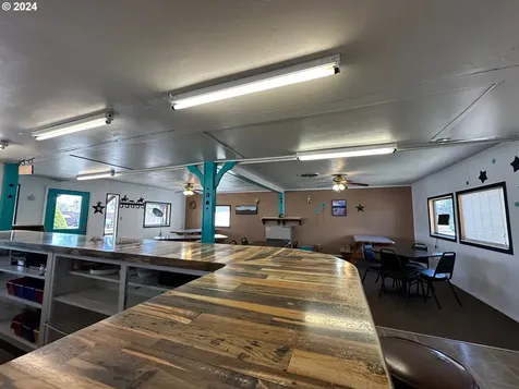 274 NW Front Street Prairie City OR 97869