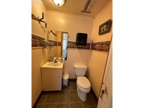 274 NW Front Street Prairie City OR 97869