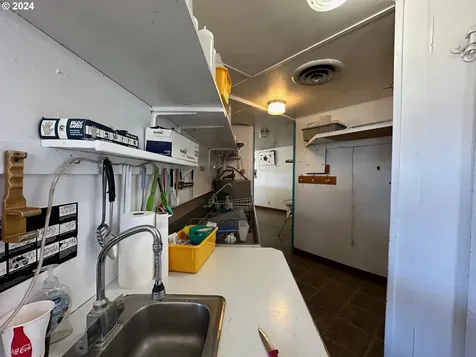 274 NW Front Street Prairie City OR 97869