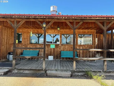 274 NW Front Street Prairie City OR 97869