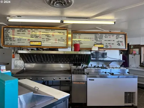 274 NW Front Street Prairie City OR 97869